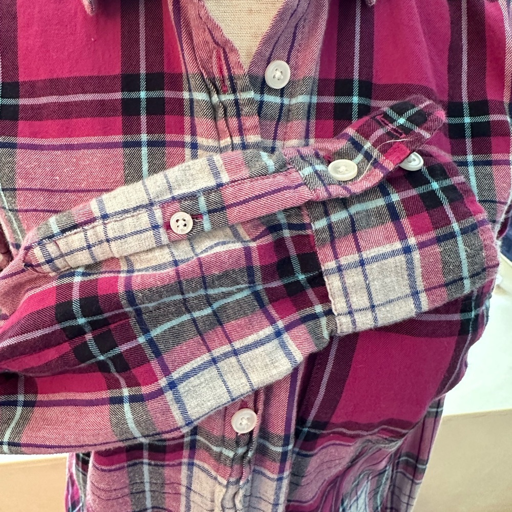 XXS - Plaid Button-Up Shirt in Pink and Black - Picture 5 of 11